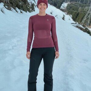 Stay Warm and Shred in Style – Women's Merino Thermovent Long Sleeve (Size XS)
